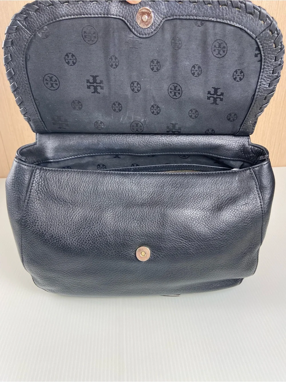 Tory Burch Black Pebbled Leather Convertible Gold Chain Shoulder Bag